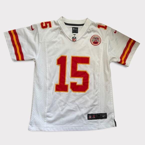 Kansas City Chiefs Patrick Mahomes #15 NFL Jersey Boy Medium White Away Jersey - Picture 1 of 8